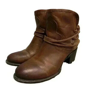 Freebird by Steven Leather Casey Ankle Booties Brown Size 8
